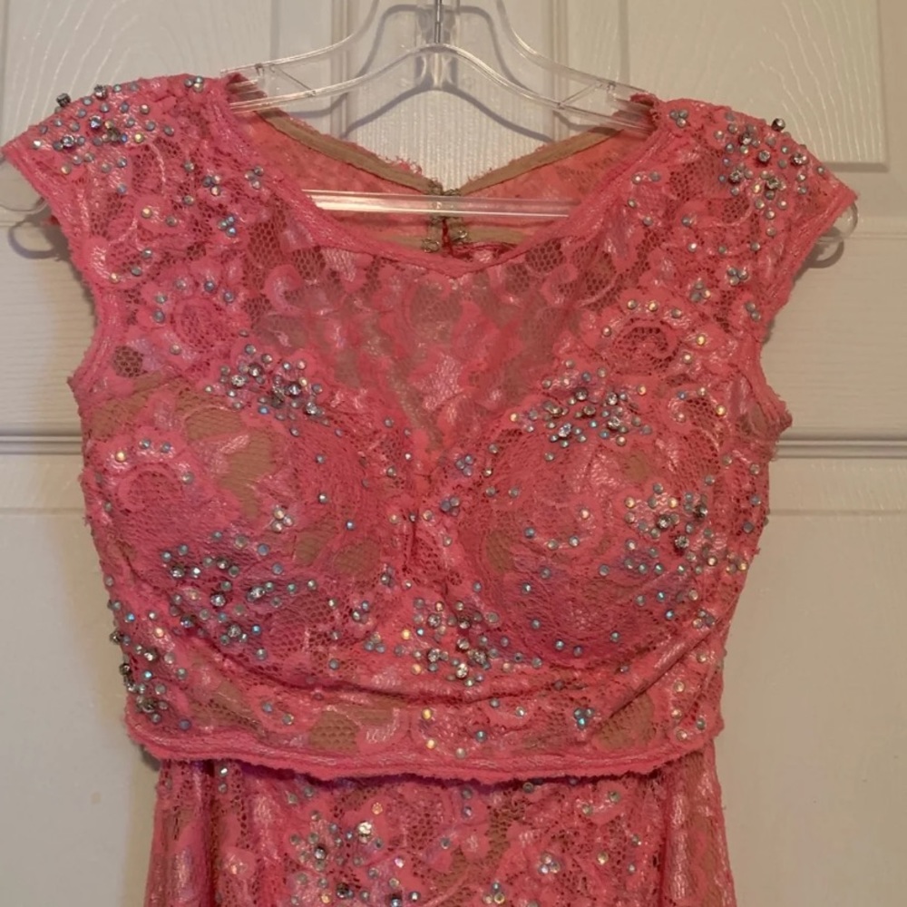 Prom Dress - Picture 2 of 7